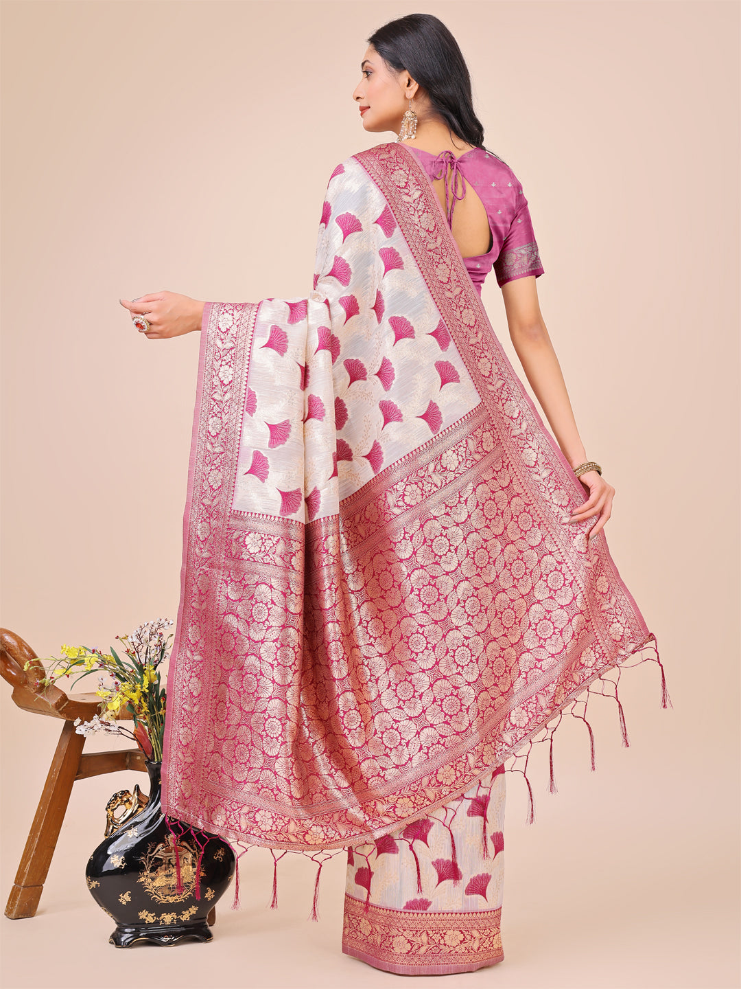 Shree Shyam Fashion Elegant Off-White & Magenta Linen Cotton Saree with Zari Woven Border and Pallu - Soft Lightweight Saree for Daily,Festive & Office Wear | Grocsy