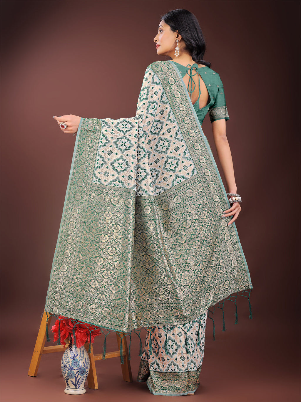 Shree Shyam Fashion Green Linen Saree with Rich Woven Zari Work - Elegant Ethnic Saree for Festive & Office Wear | Grocsy