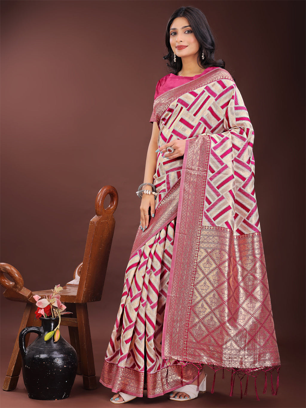 Shree Shyam Fashion Elegant Pink & Cream Linen Saree with Geometric Design and Zari Border - Festive & Party Wear | Grocsy