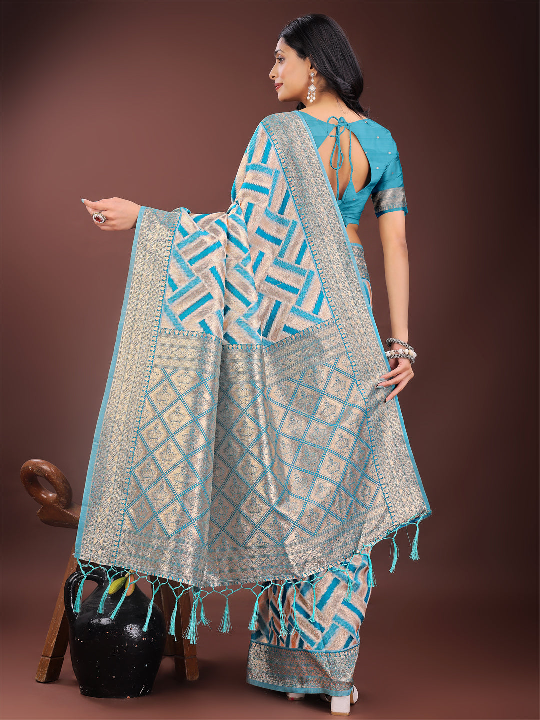 Shree Shyam Fashion Elegant Sea Green & Cream Linen Saree with Geometric Design and Zari Border - Festive & Party Wear | Grocsy