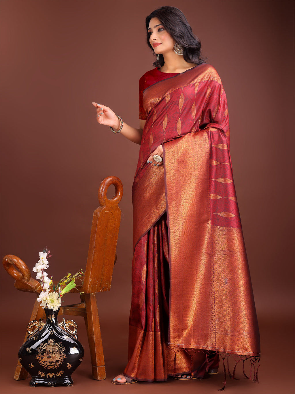 Shree Shyam Fashion Maroon Linen Cotton Saree with Golden Zari Leaf Woven Design & Rich Pallu - Festive Wear | Office Look | Soft Drape | Grocsy