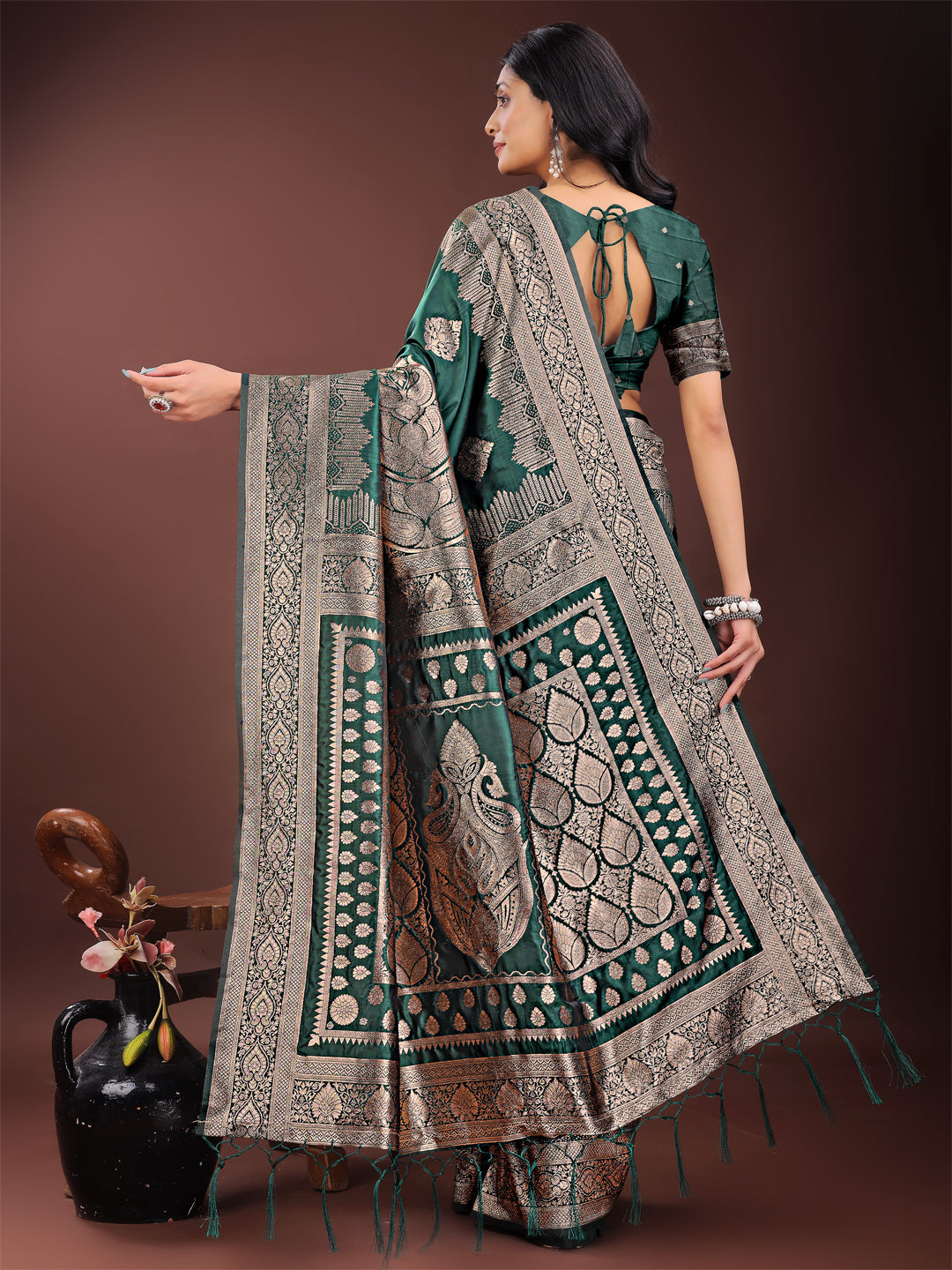 Shree Shyam Fashion Graceful Green Banarasi Silk Saree with Silver Zari - Perfect Ethnic Wear for Weddings & Festive Moments | Grocsy