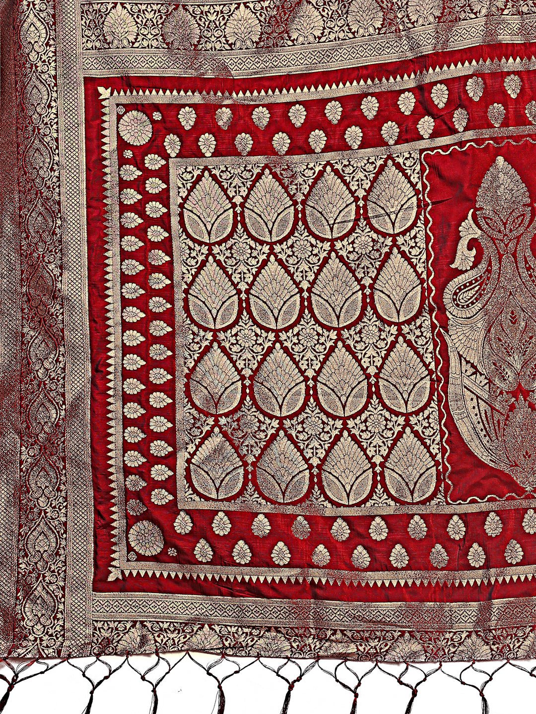 Shree Shyam Fashion Graceful Maroon Banarasi Silk Saree with Silver Zari - Perfect Ethnic Wear for Weddings & Festive Moments | Grocsy