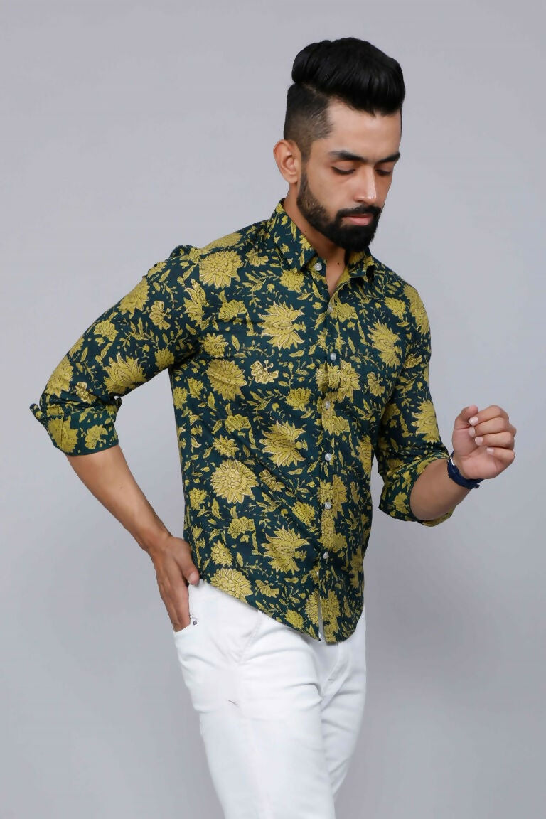 Miravan Men's Cotton Printed Full Sleeve Slim Fit Spread Neck Green Shirt | Grocsy