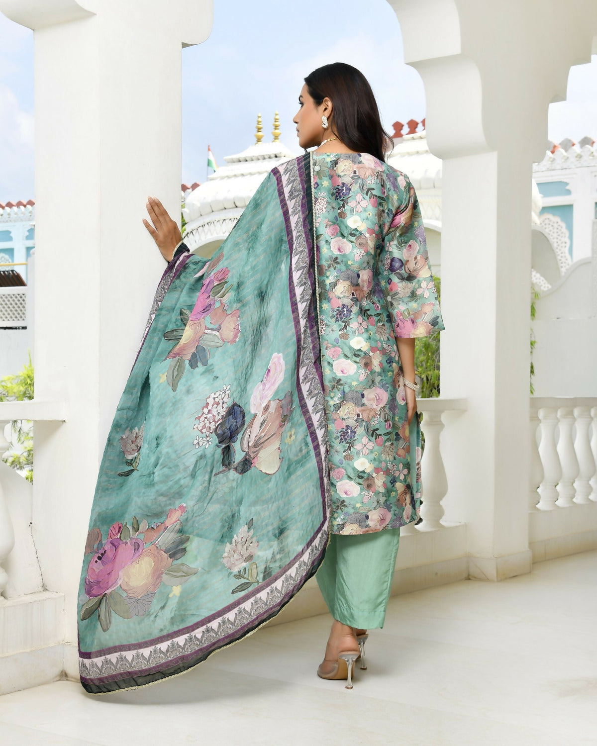 Vaasva Women's Green Tissue Gota Embroidered Suit Set With Solid Pant And Embroidered Dupatta | Grocsy