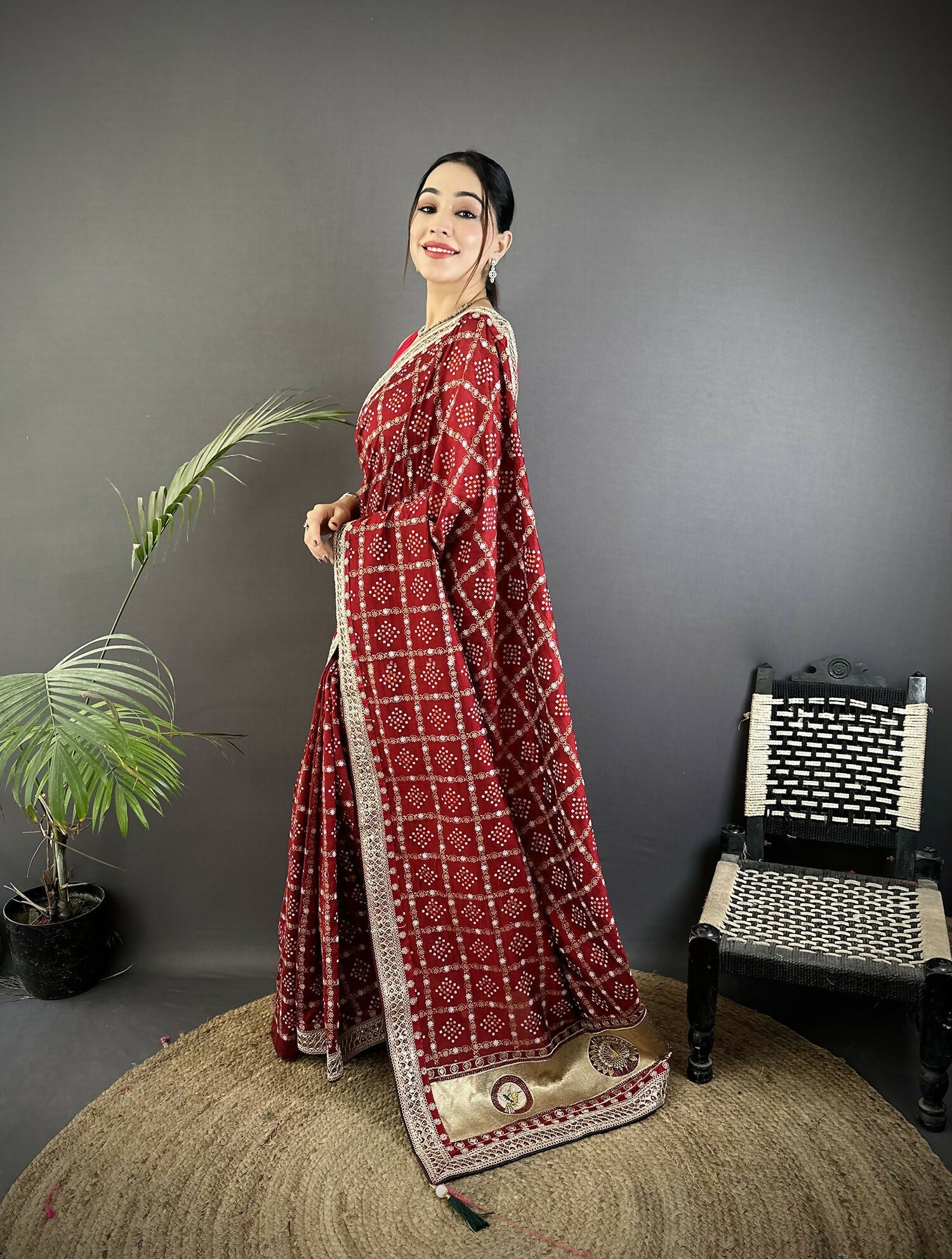 Joban Fashion Maroon Bandhej Bandhani Vichitra Silk Bandhani Prints Saree | Grocsy