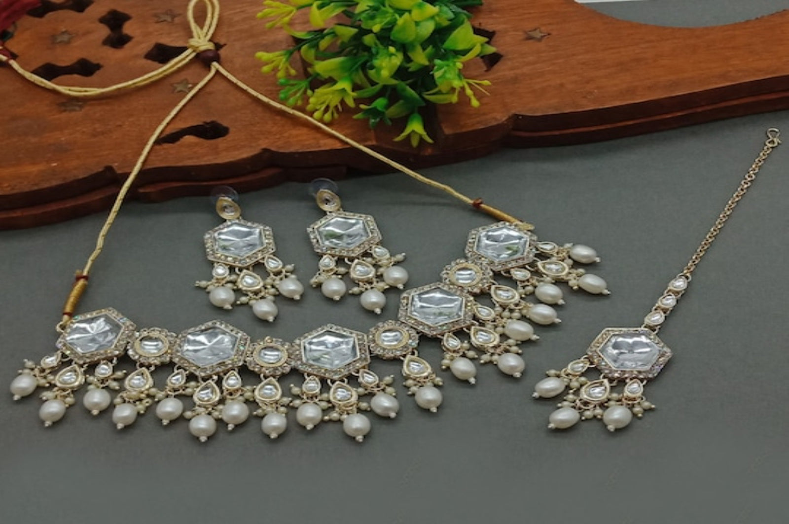 Jewel City Elegant Kundan-Style White and White Necklace, Earrings, and Tikka Set | Grocsy