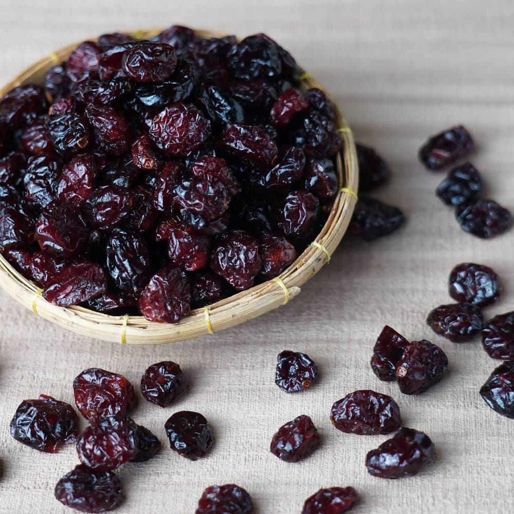 Nathu's Cranberry Whole | Grocsy