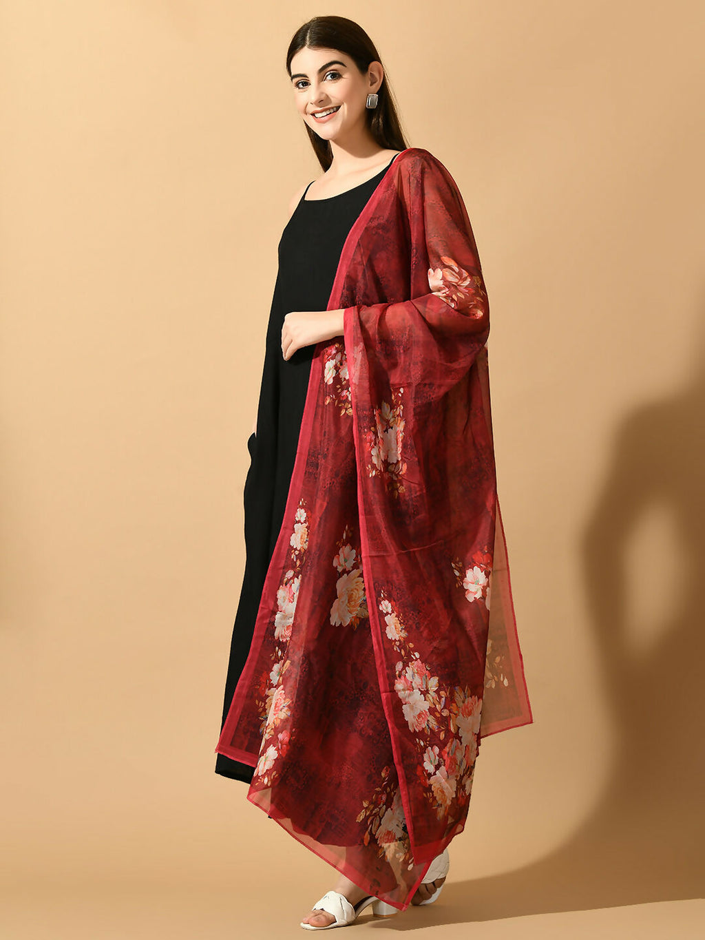 Myshka Women's Black Solid Party Kurta Sets | Grocsy