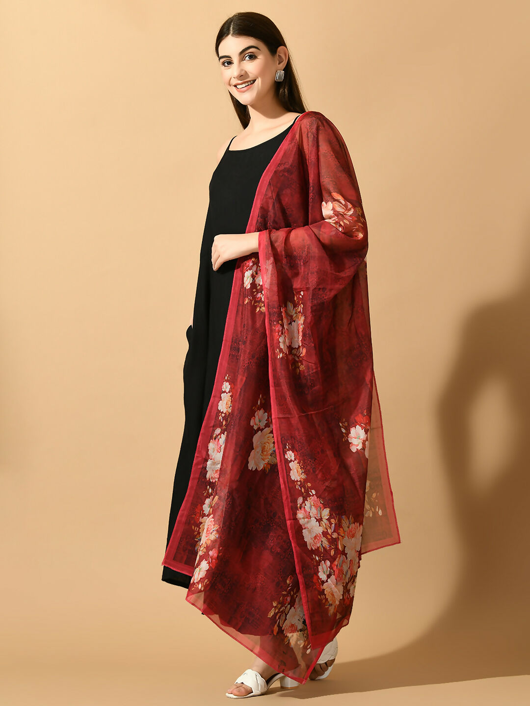 Myshka Women's Black Solid Party Kurta Sets | Grocsy