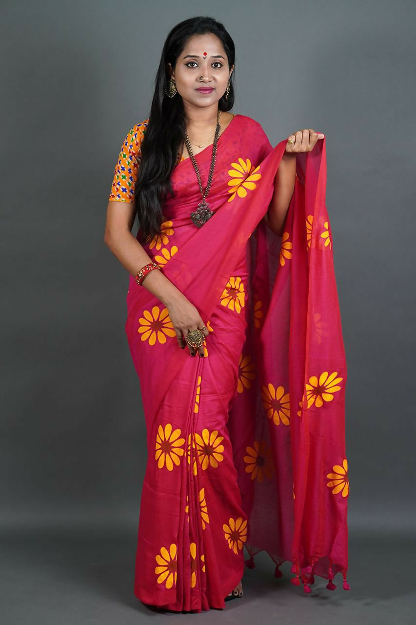 Exclusive Collection Red Pure Cotton Saree With Sunflower Design | Grocsy