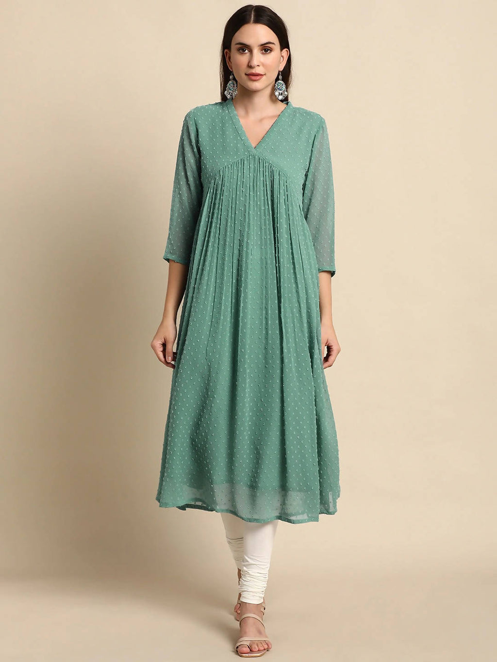 Janasya Women Green Solid Dobby Weave Kurta | Grocsy