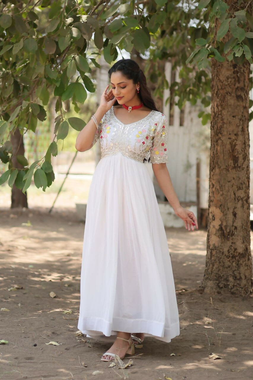 Vastranavya Faux Blooming with Embroidery Zari Sequins-work Gown - White | Grocsy