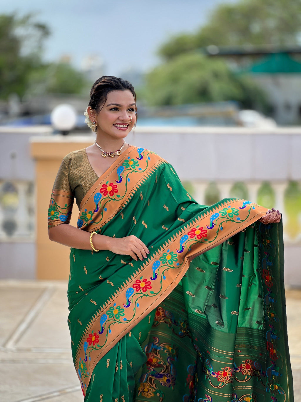 Vedant Vastram Soft Litchi Silk Paithani Jacquard Saree - Green | Grocsy