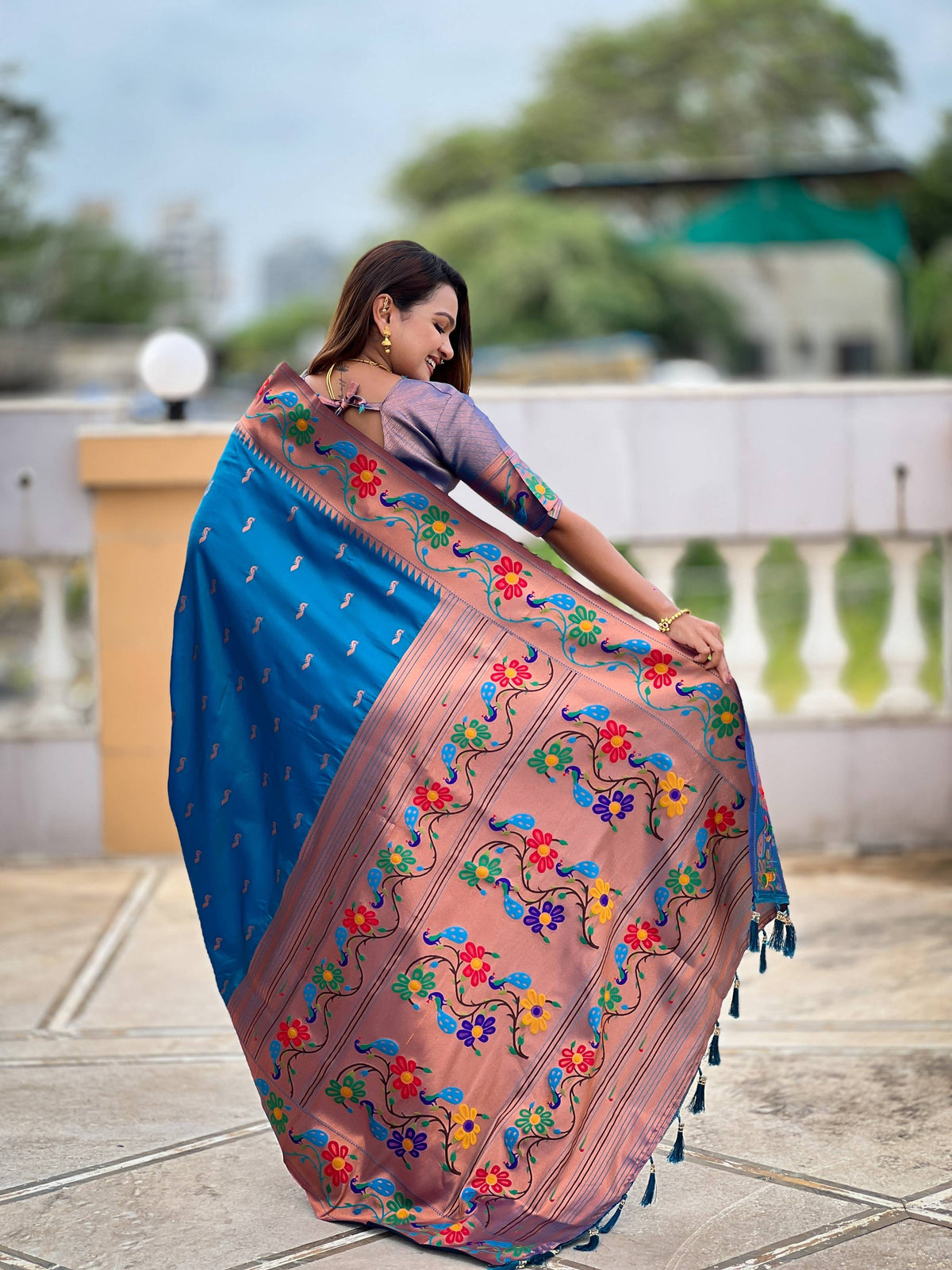 Vedant Vastram Soft Litchi Silk Paithani Jacquard Saree - Skyblue | Grocsy