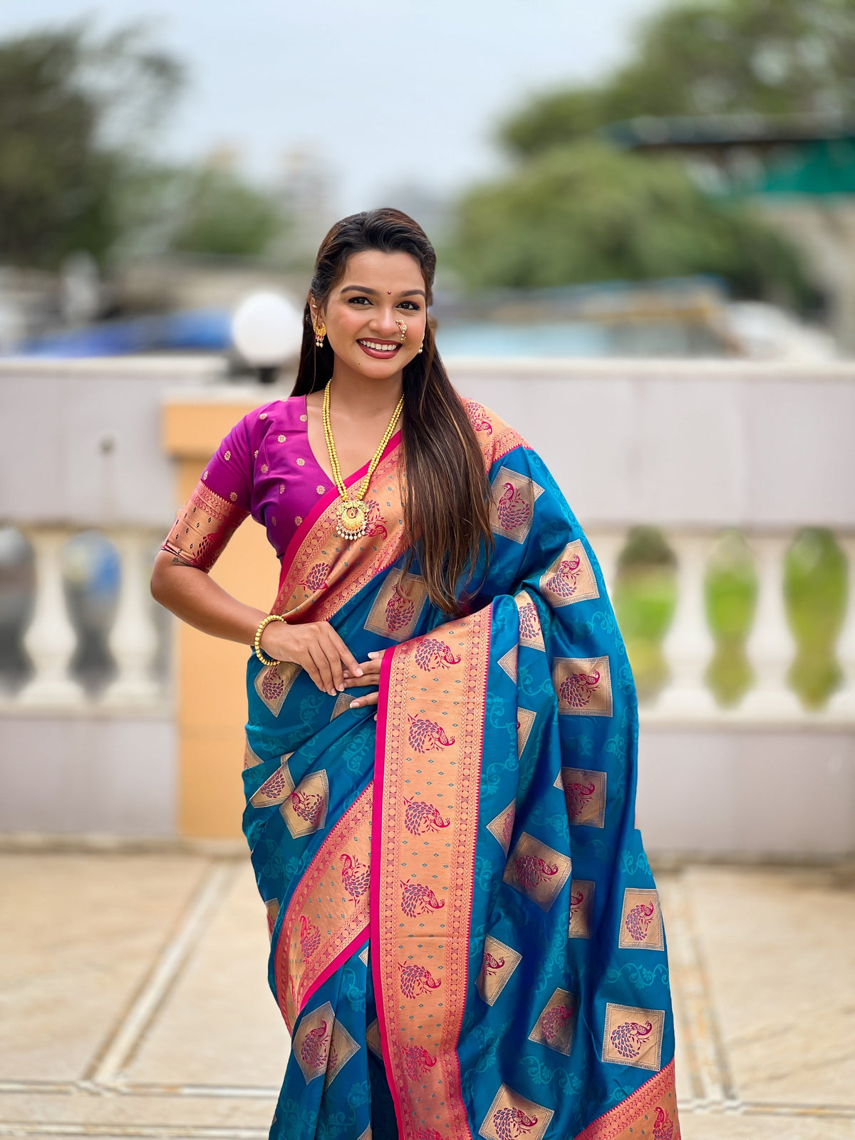 Vedant Vastram Soft Litchi Silk Banarasi Silk Jacquard Saree - Firozi | Grocsy