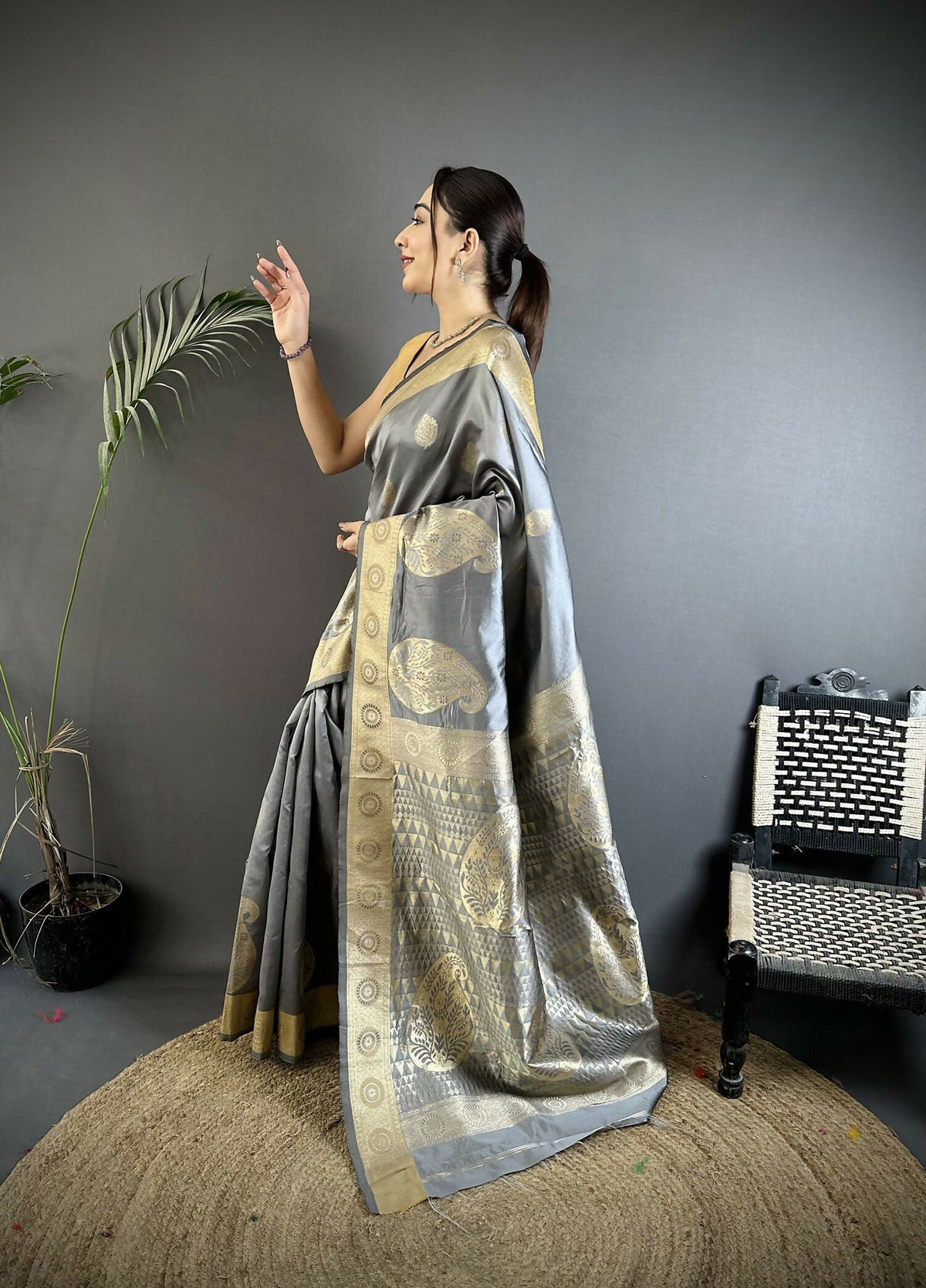 Joban Fashion Grey Paisley Soft Silk Banarasi Saree | Grocsy