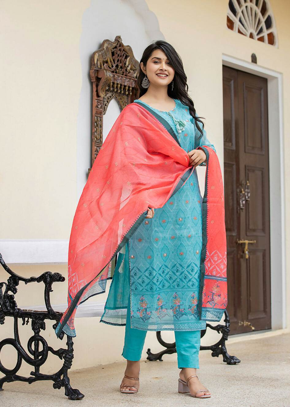 Kaajh Women's Sky Blue Printed Chanderi Kurta Pant Set With Dupatta | Grocsy