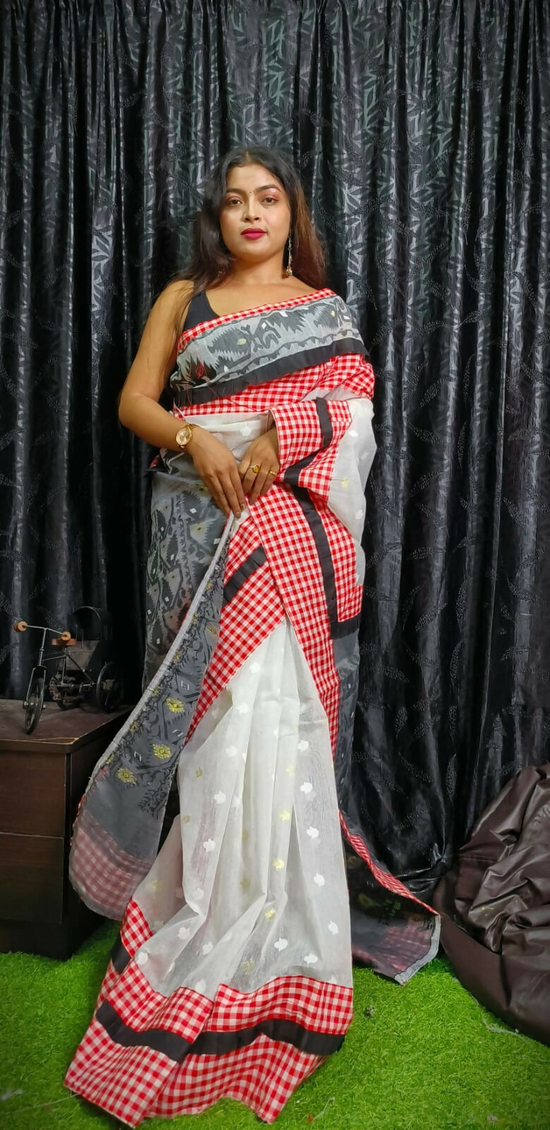 Exclusive Collection Beautiful Gamcha Multi Jamdani Mix N Match Saree | Grocsy