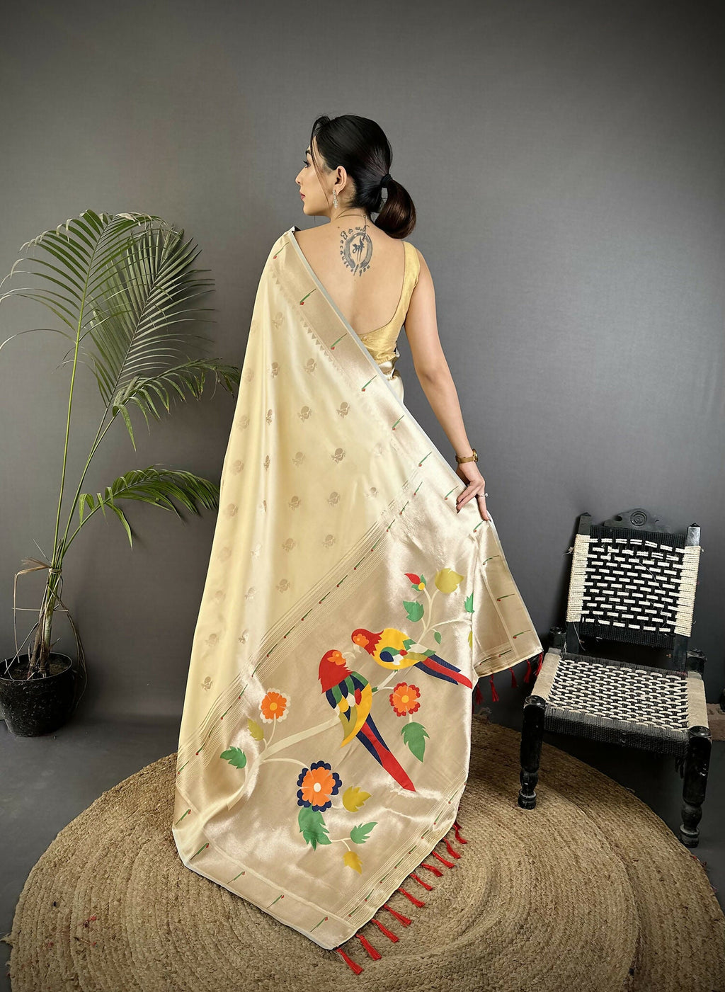 Joban Fashion Off-White Peacock & Floral Motifs Soft Silk Kanchipuram Saree | Grocsy