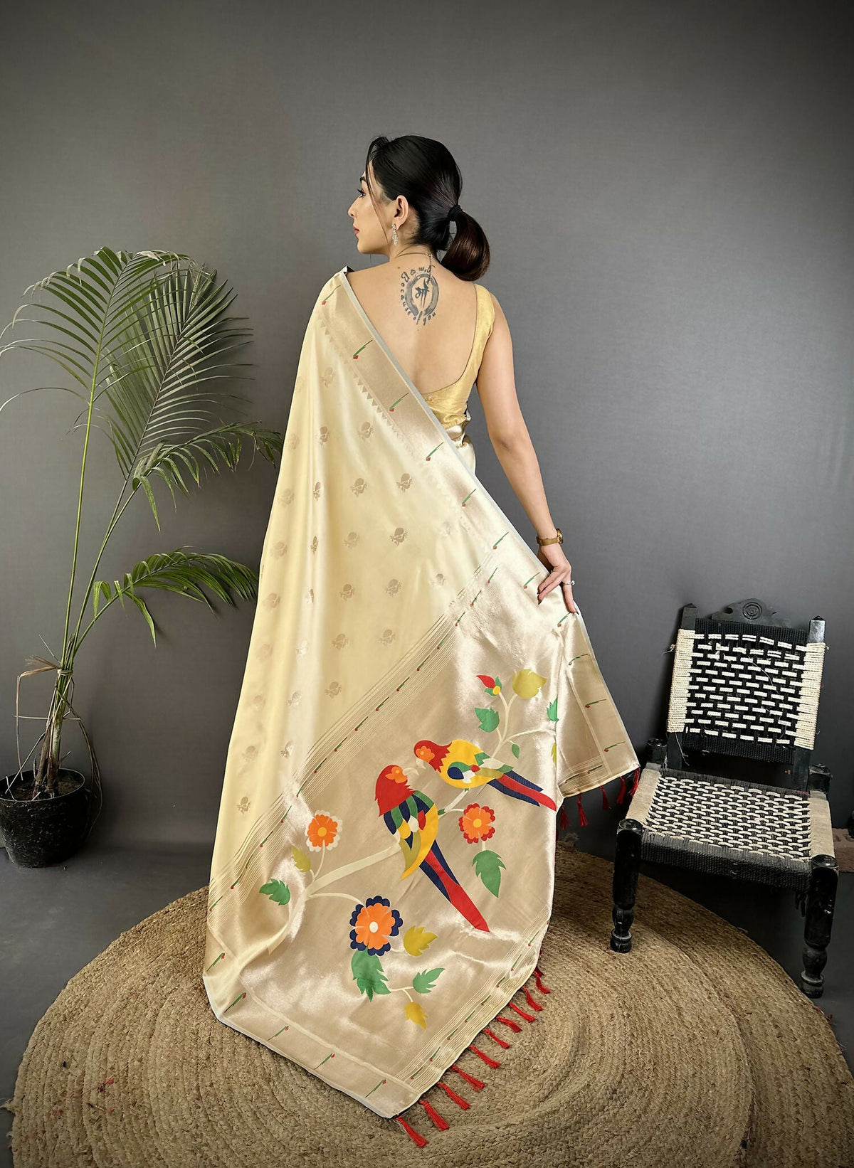 Joban Fashion Off-White Peacock & Floral Motifs Soft Silk Kanchipuram Saree | Grocsy