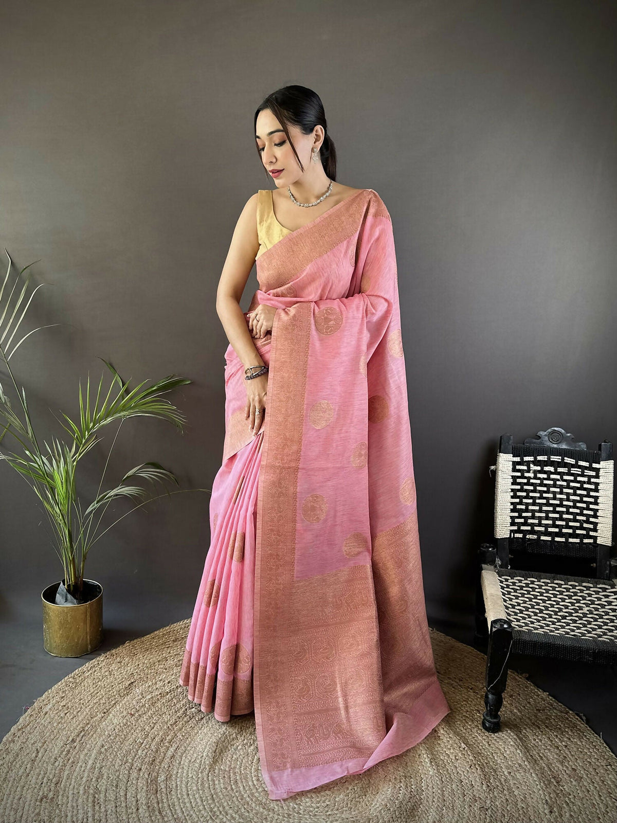 Joban Fashion Pastel Pink Floral & Paisley  Linen Silk Banarasi Saree | Grocsy