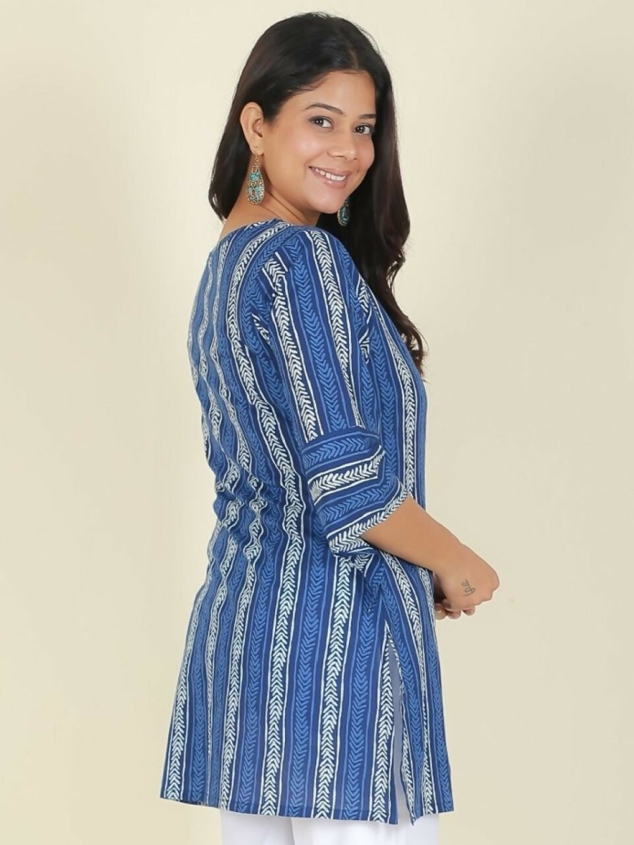 Aramya Blue Soft Cotton Striped Straight Kurta for Women | Grocsy