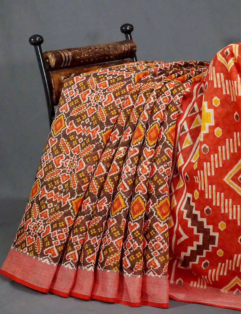 Shades of Mehendi Green Patola Print Semi Chanderi Saree By Gayathri Reddy Designer Studio | Grocsy