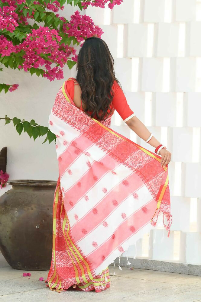 Beatitude White Cotton Handloom Jamdani Saree | Grocsy