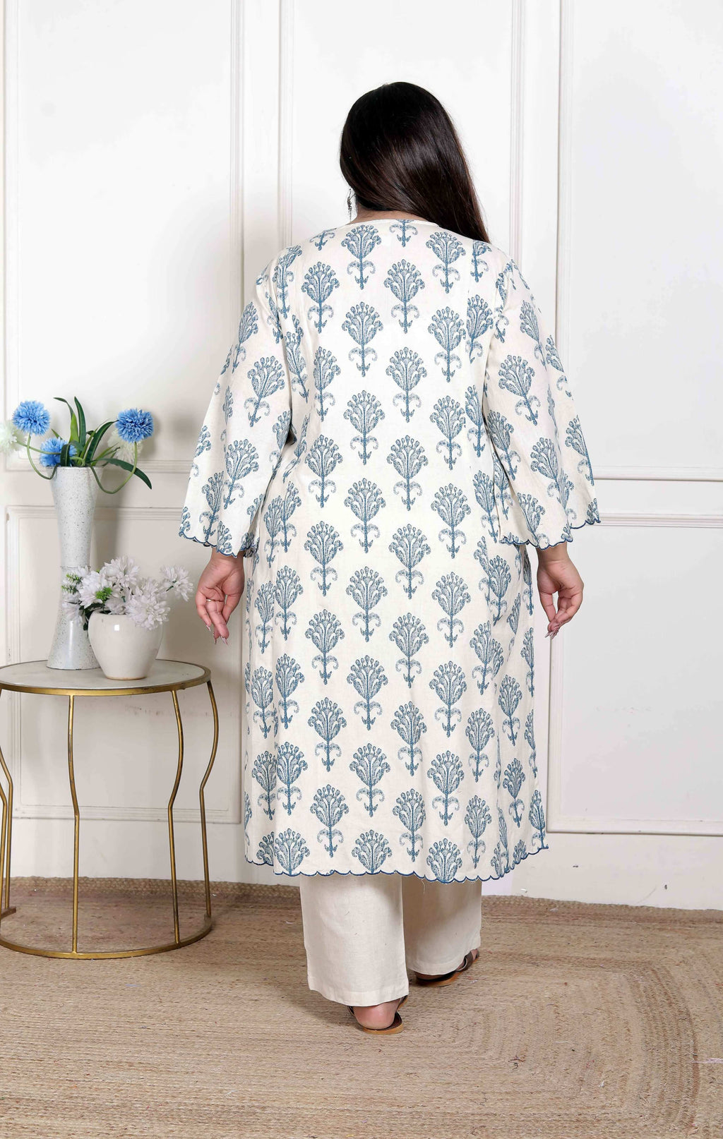 Miravan Women's Plus Size Off White Floral Printed Cotton Flex Kurta with Pant | Grocsy