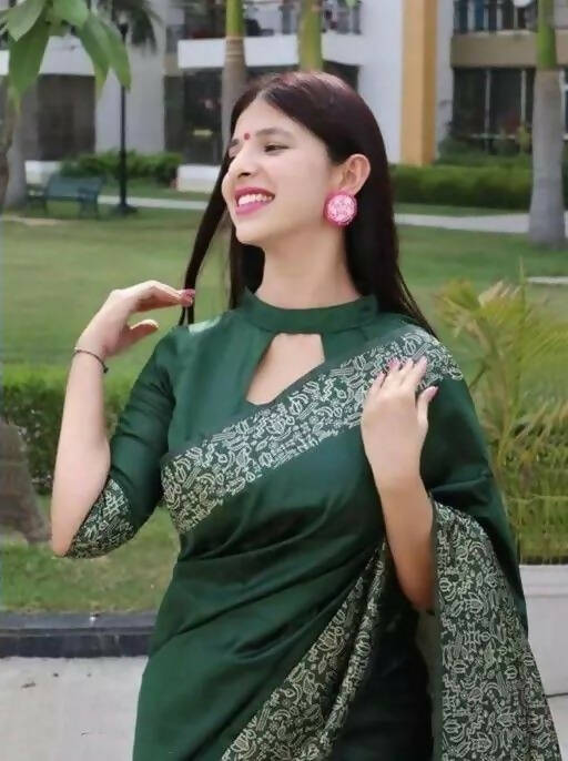 DEIANA'S Beautiful Designer Golden zari Soft Lichi Silk Saree - Green | Grocsy