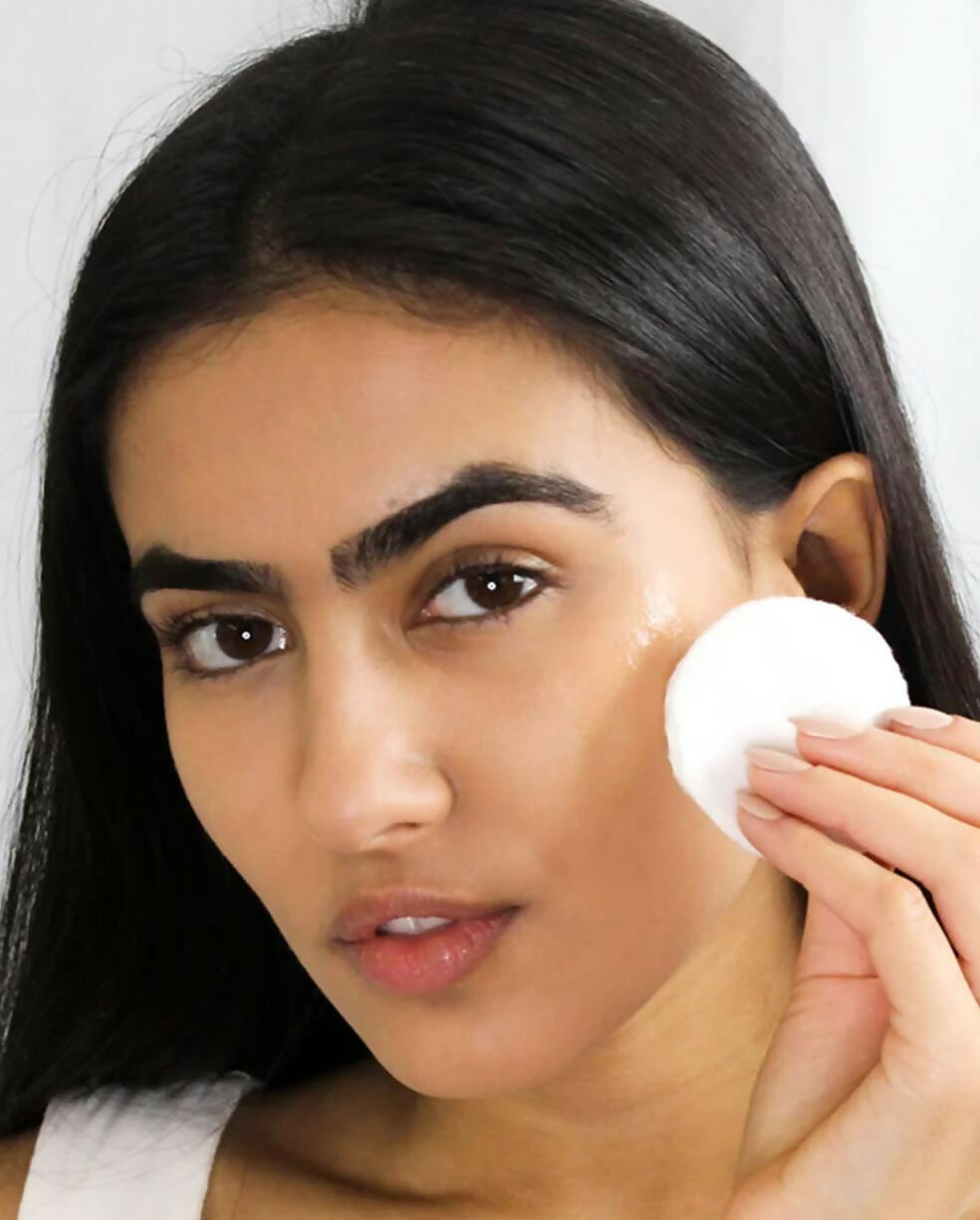 Aavrani Balance Restoring Tea Tree Toning Serum | Grocsy