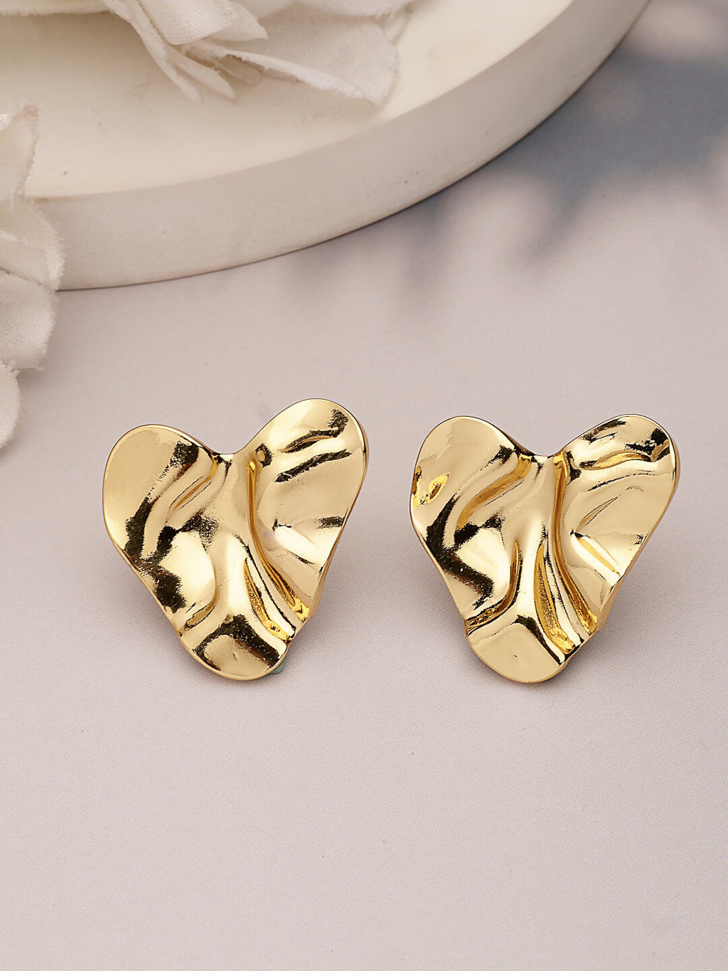 NVR Women's Gold-Polished Heart Shape Stud Earrings