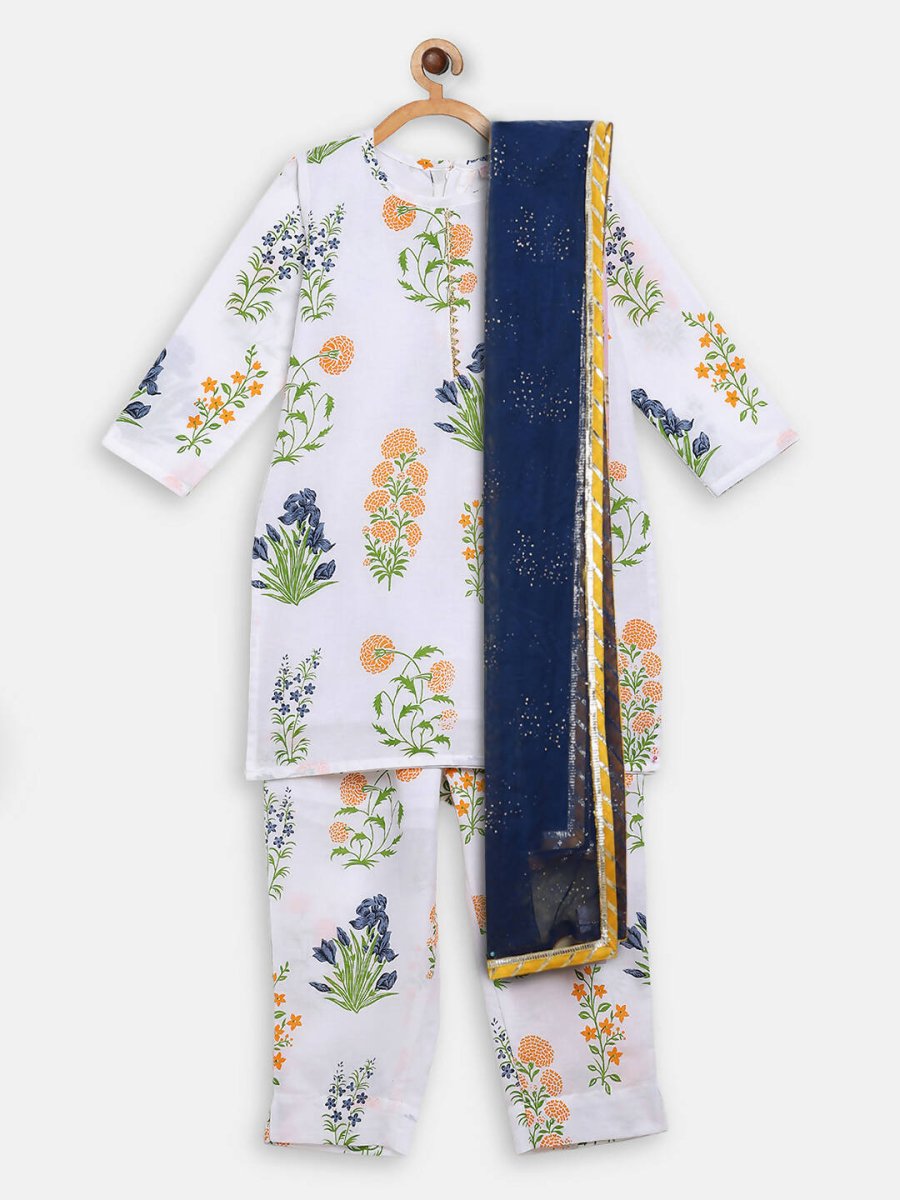 Ahalyaa White Cotton Straight Floral Printed Kids Kurta Pant Sets With Dupatta For Girls | Grocsy