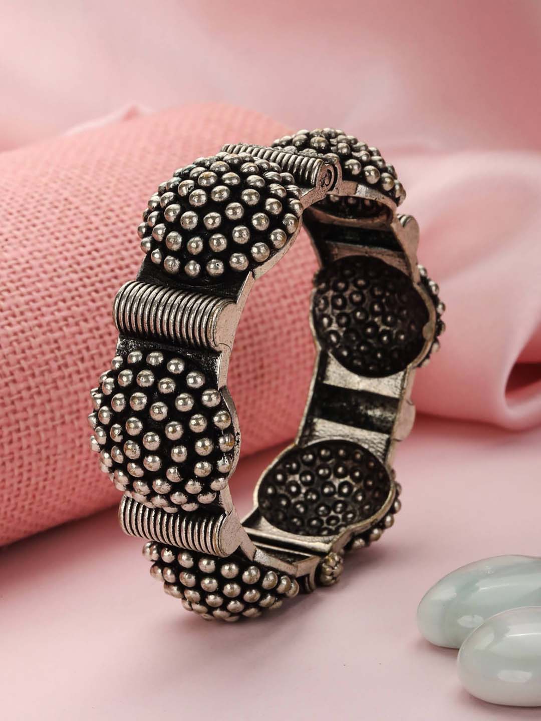Priyaasi Women Silver Plated Kada Bracelet - Noz2Toz