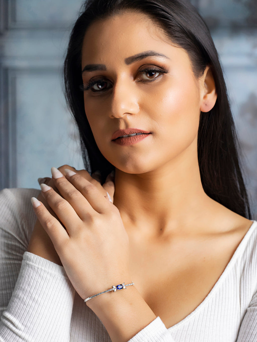 Priyaasi Women Elegant Blue Stone Silver Plated Bracelet - Swadesiicart