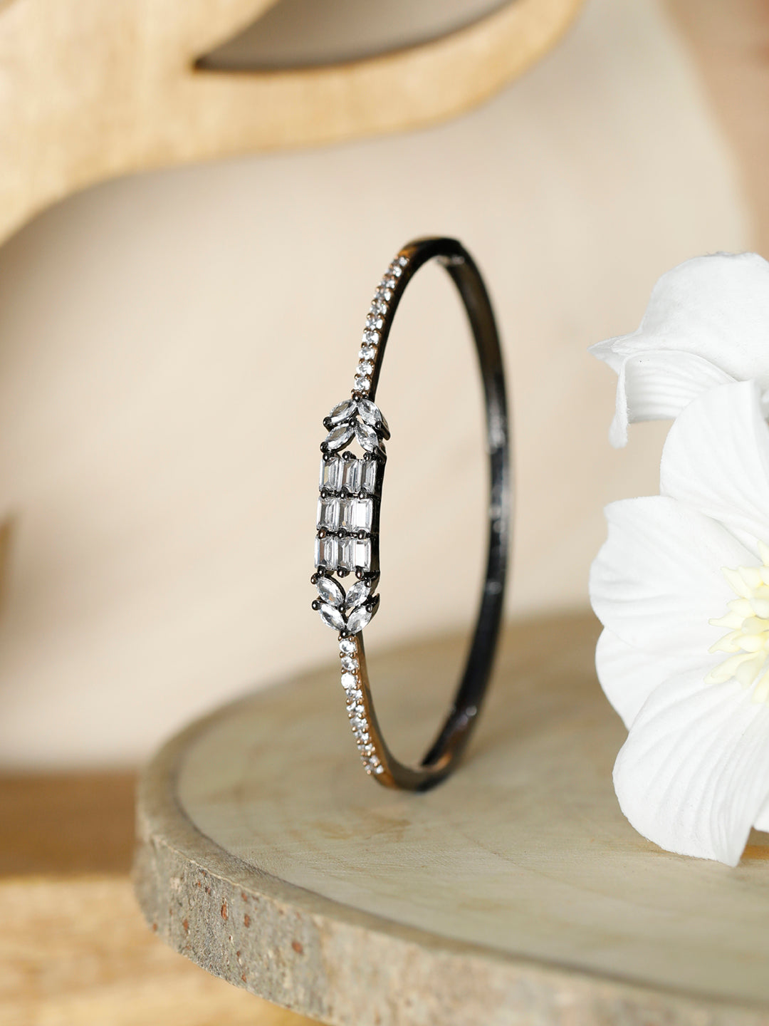Priyaasi Women Dual Toned American Diamond Leaf Bracelet - Noz2Toz