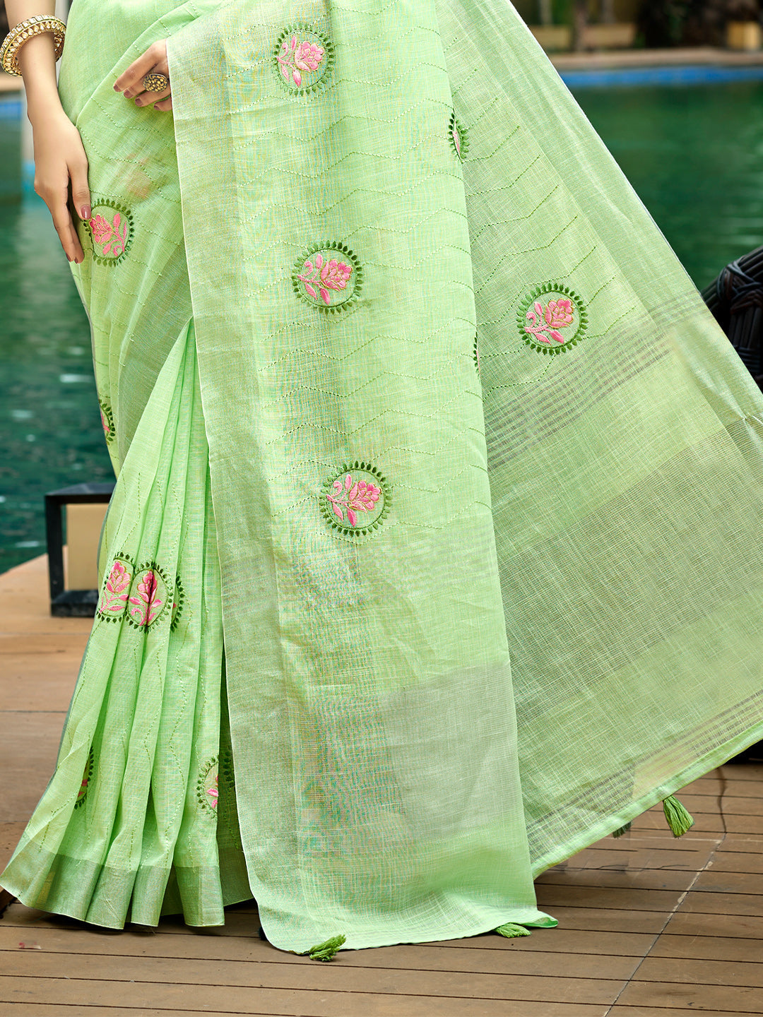 Sangam Prints Green Linen Woven Work Traditional Saree | Grocsy