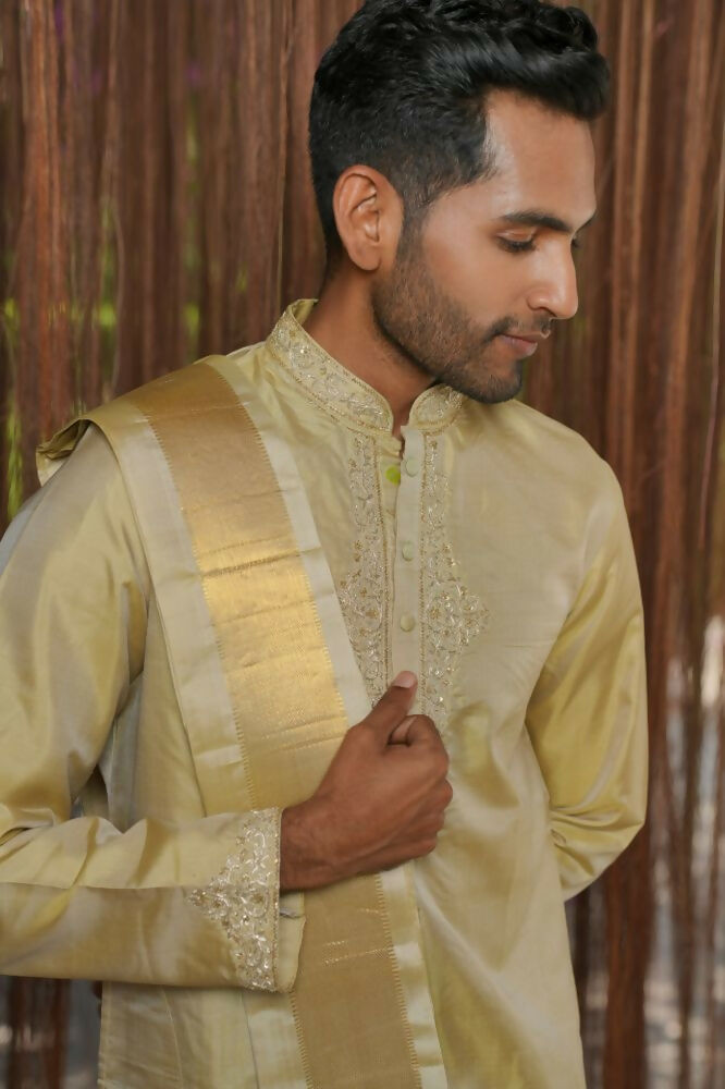 Olive Kanjivaram Machien Embroidered Pattu Set by Hilo Design | Grocsy