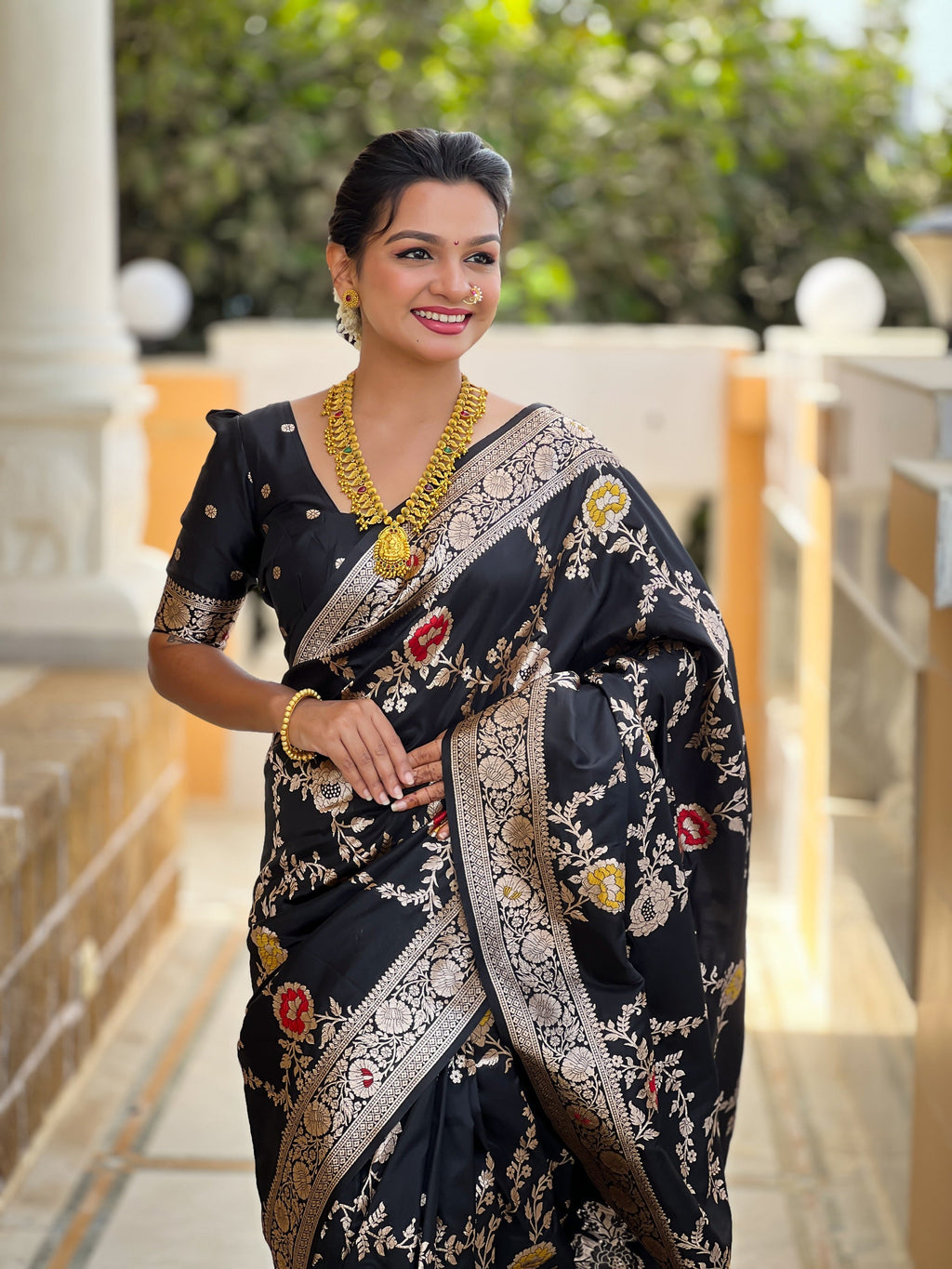 Vedant Vastram Soft Litchi Silk Banarasi Silk Jacquard Saree - Black | Grocsy