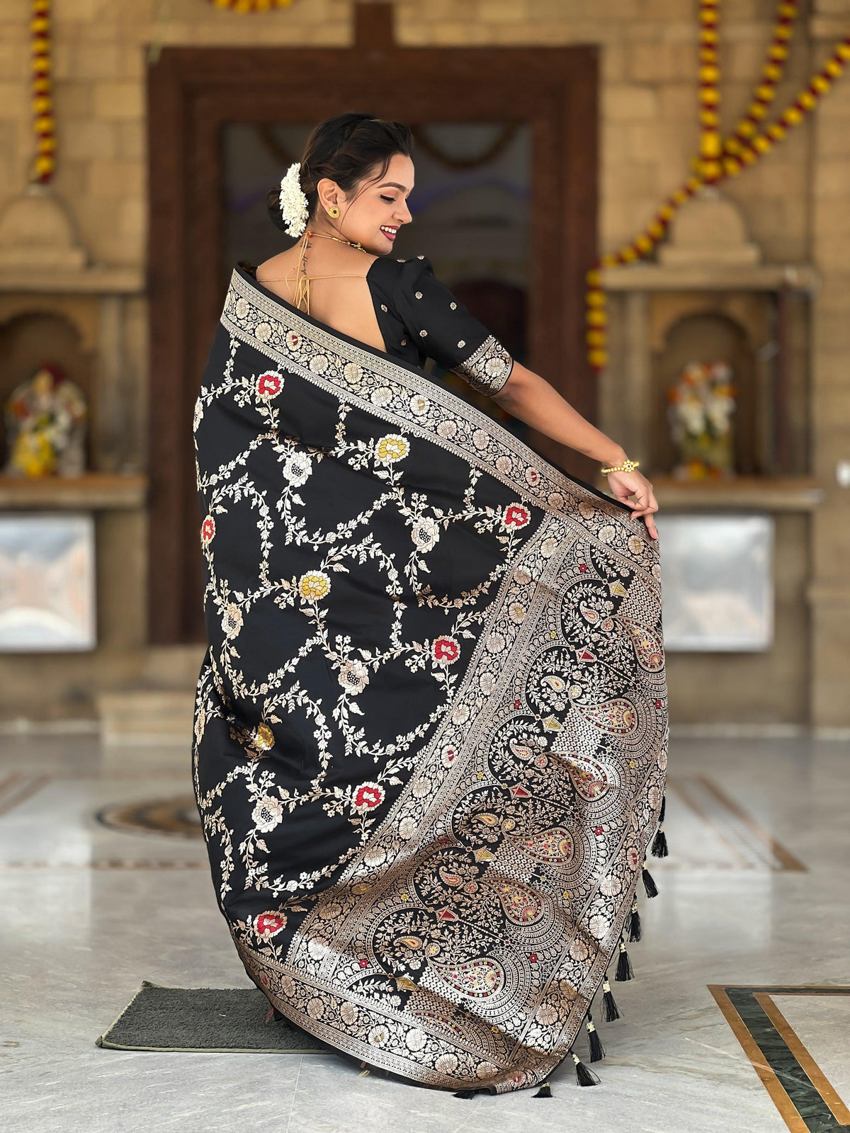 Vedant Vastram Soft Litchi Silk Banarasi Silk Jacquard Saree - Black | Grocsy