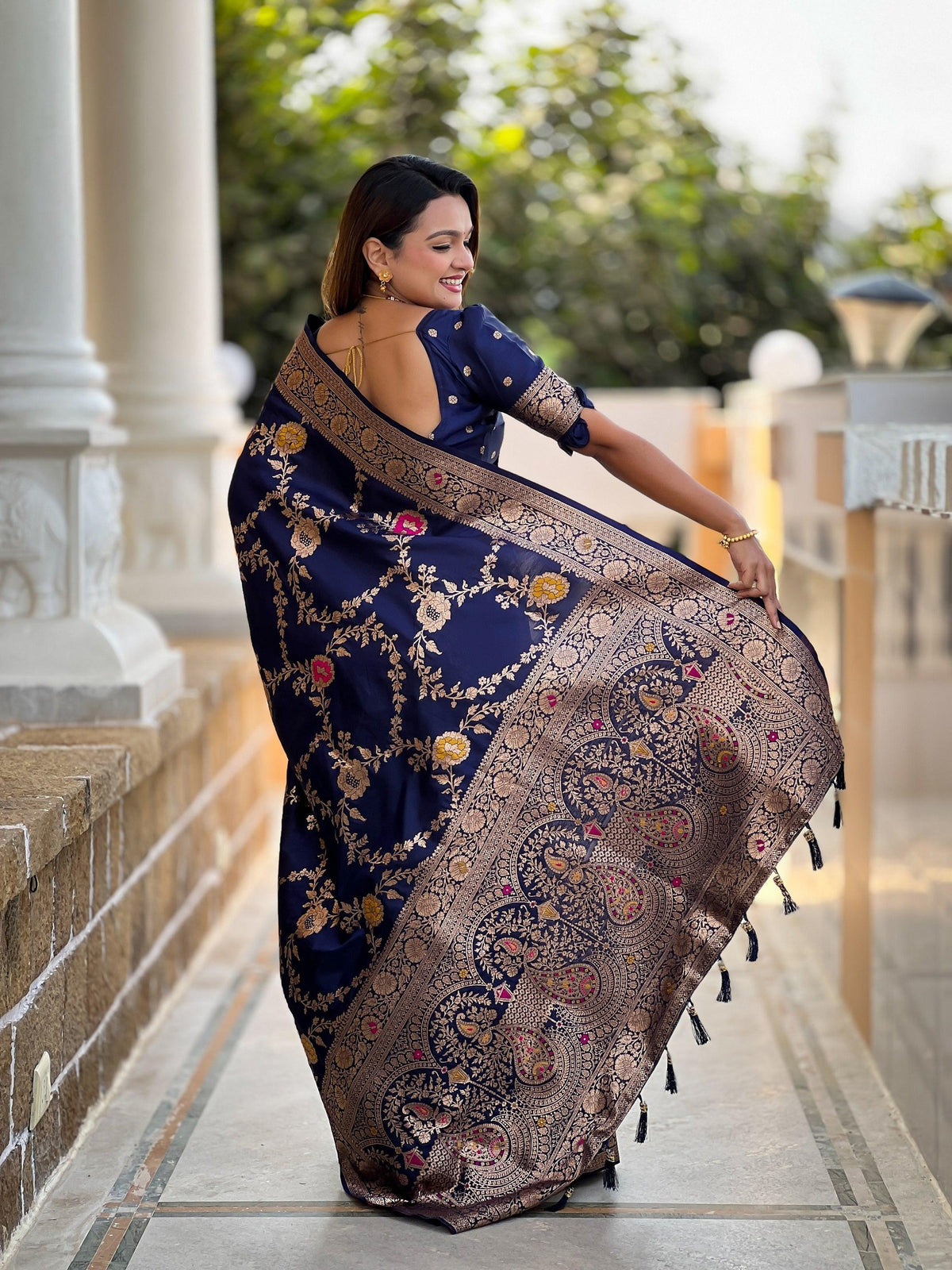 Vedant Vastram Soft Litchi Silk Banarasi Silk Jacquard Saree - Navy Blue | Grocsy