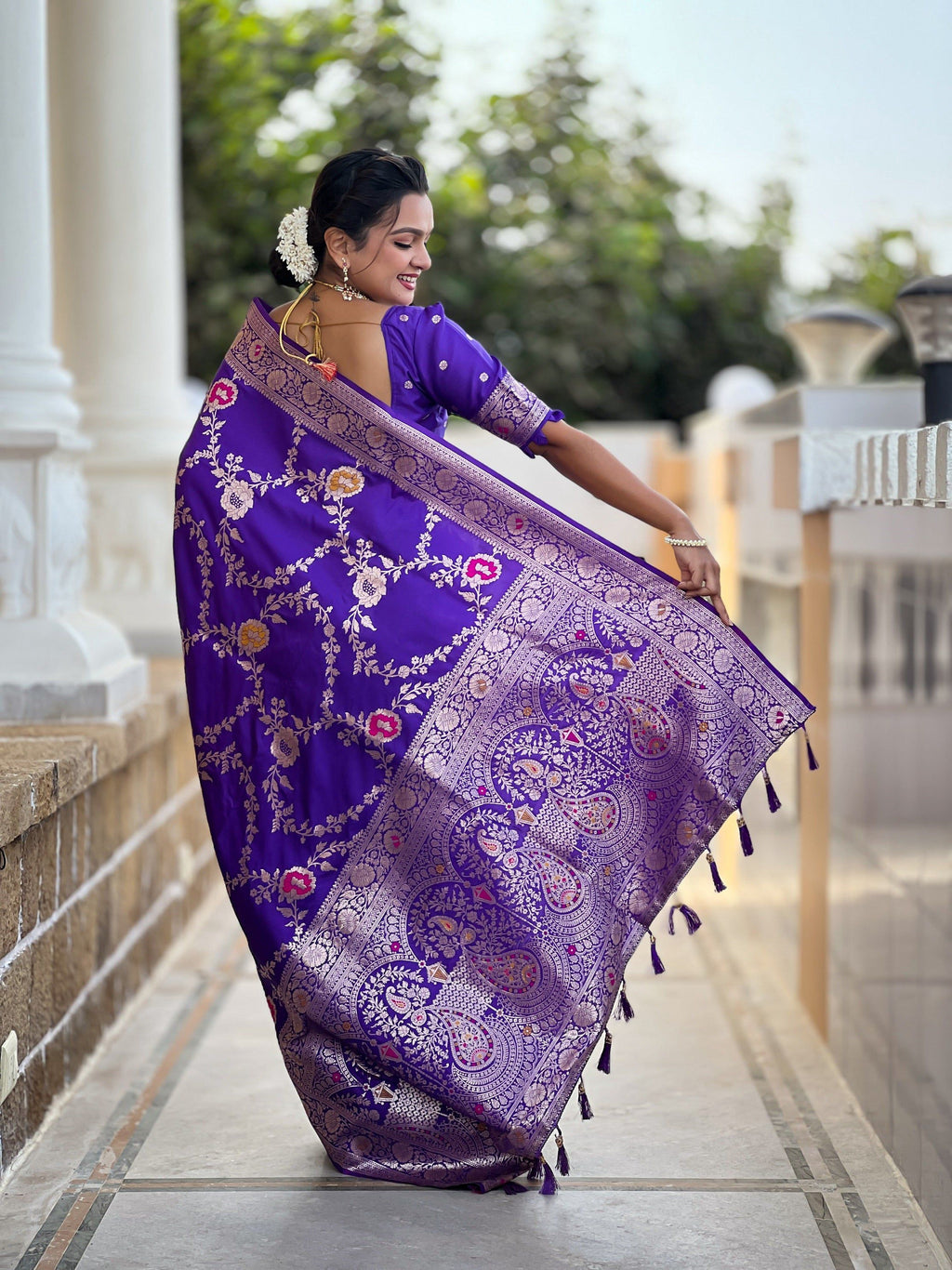 Vedant Vastram Soft Litchi Silk Banarasi Silk Jacquard Saree - Violet | Grocsy