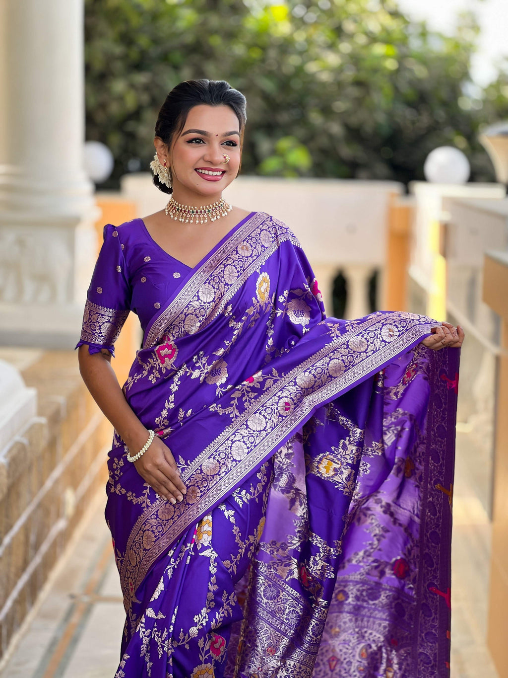 Vedant Vastram Soft Litchi Silk Banarasi Silk Jacquard Saree - Violet | Grocsy