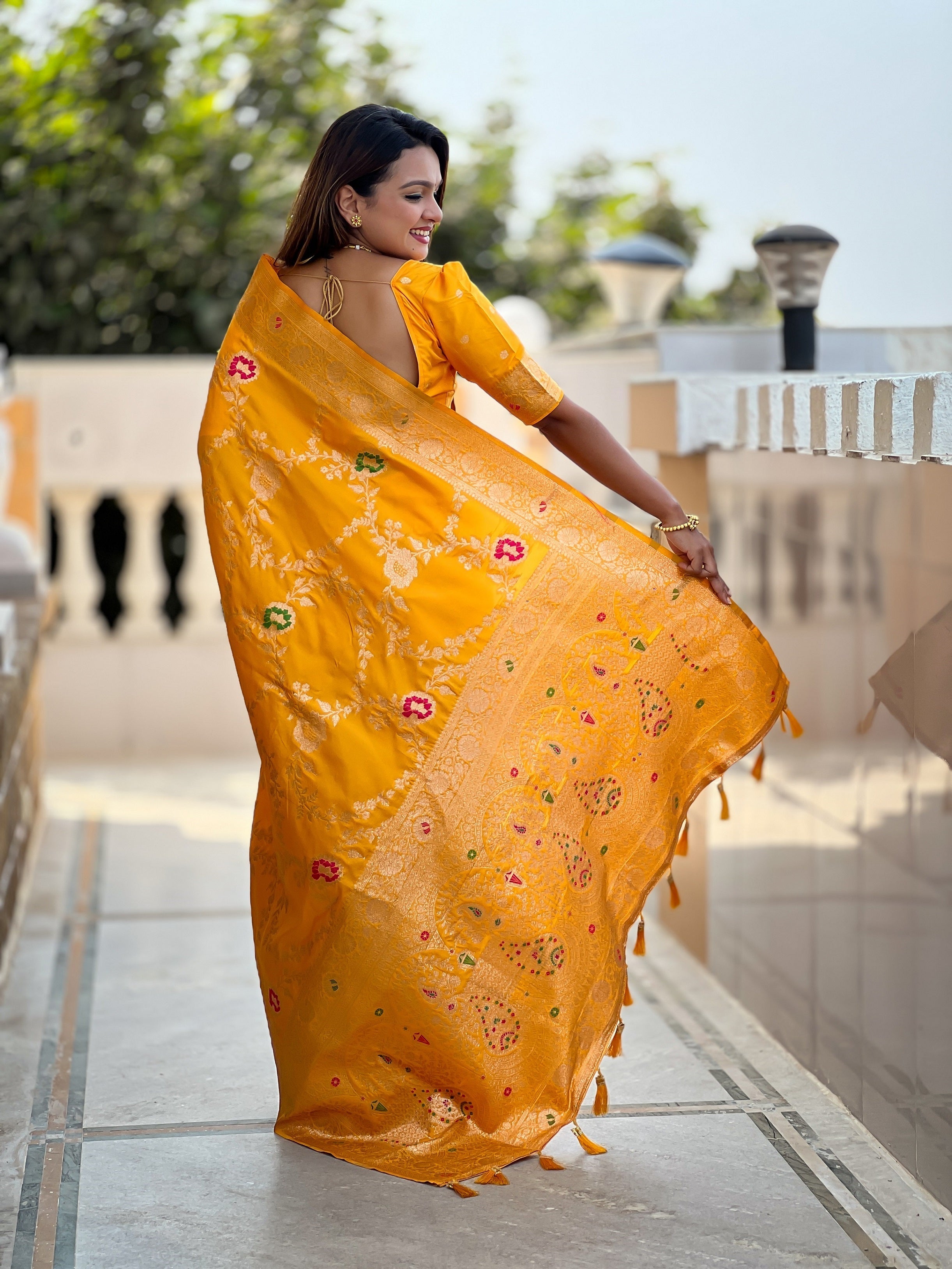Vedant Vastram Soft Litchi Silk Banarasi Silk Jacquard Saree - Yellow | Grocsy