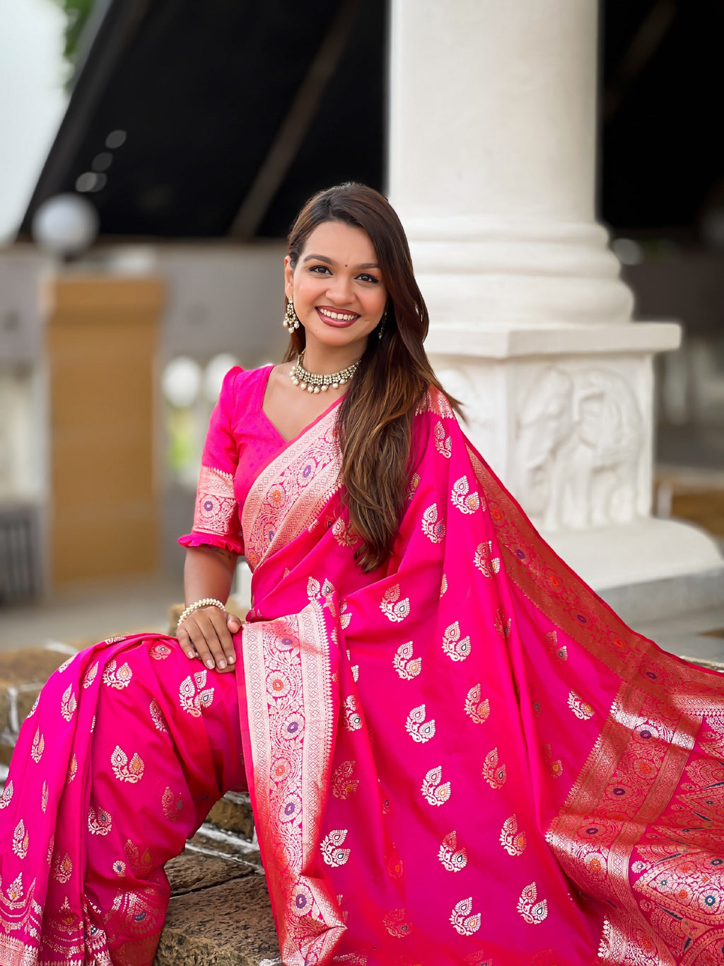 Vedant Vastram Soft Litchi Silk Banarasi Silk Jacquard Saree - Pink | Grocsy