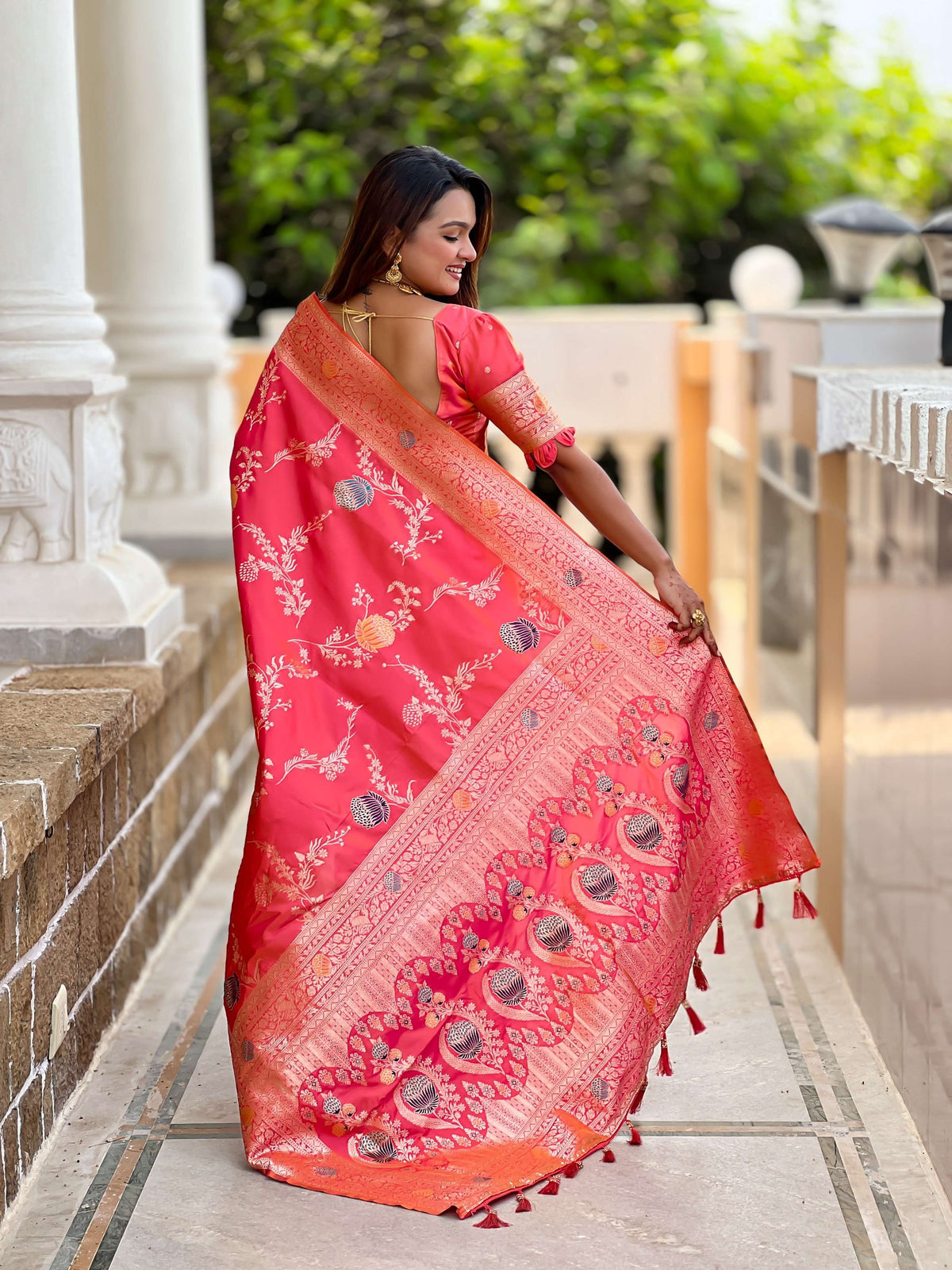 Vedant Vastram Soft Litchi Silk Banarasi Silk Jacquard Saree - Gajri | Grocsy