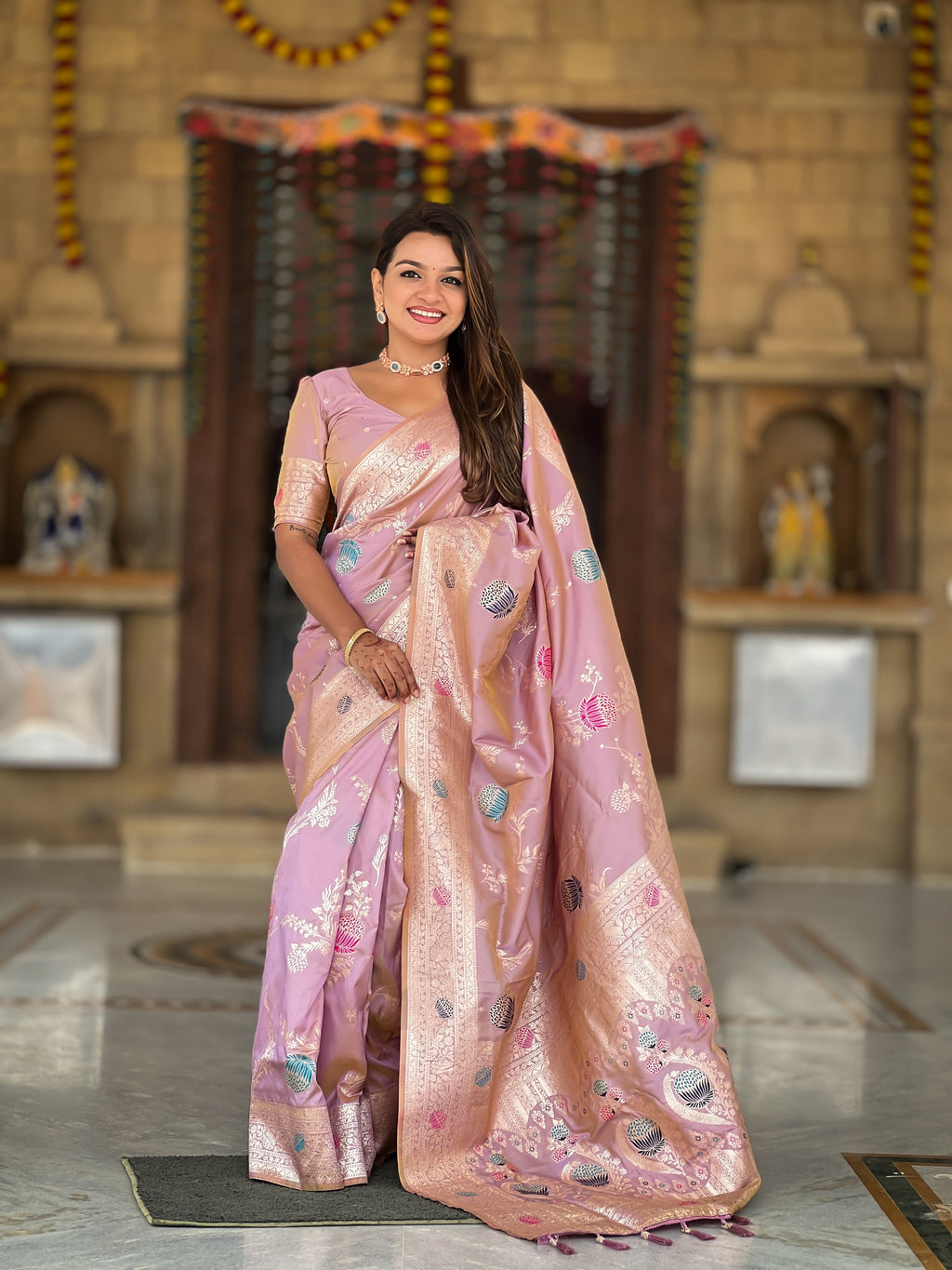 Vedant Vastram Soft Litchi Silk Banarasi Silk Jacquard Saree - Lavender | Grocsy