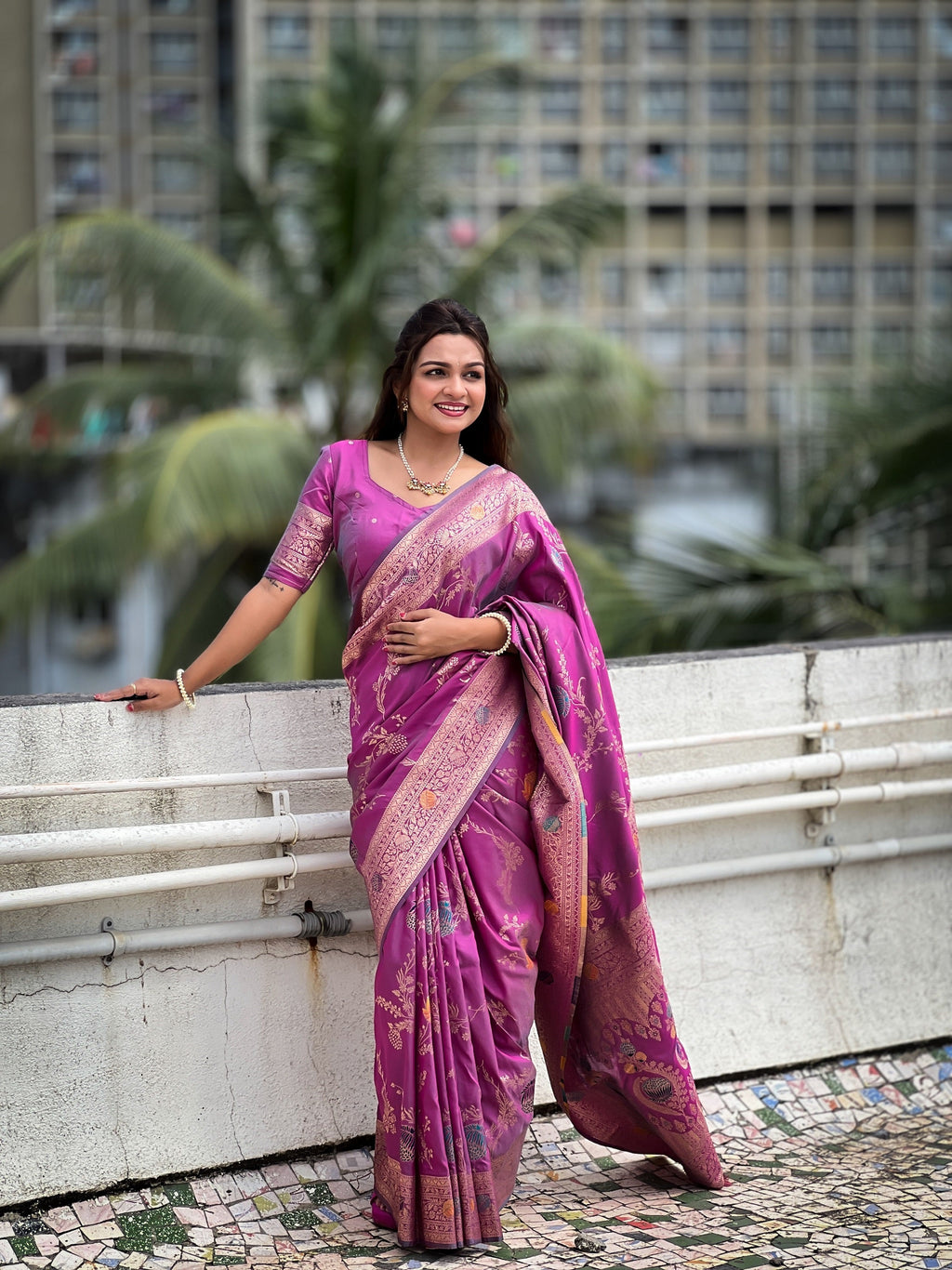 Vedant Vastram Soft Litchi Silk Banarasi Silk Jacquard Saree - Purple | Grocsy