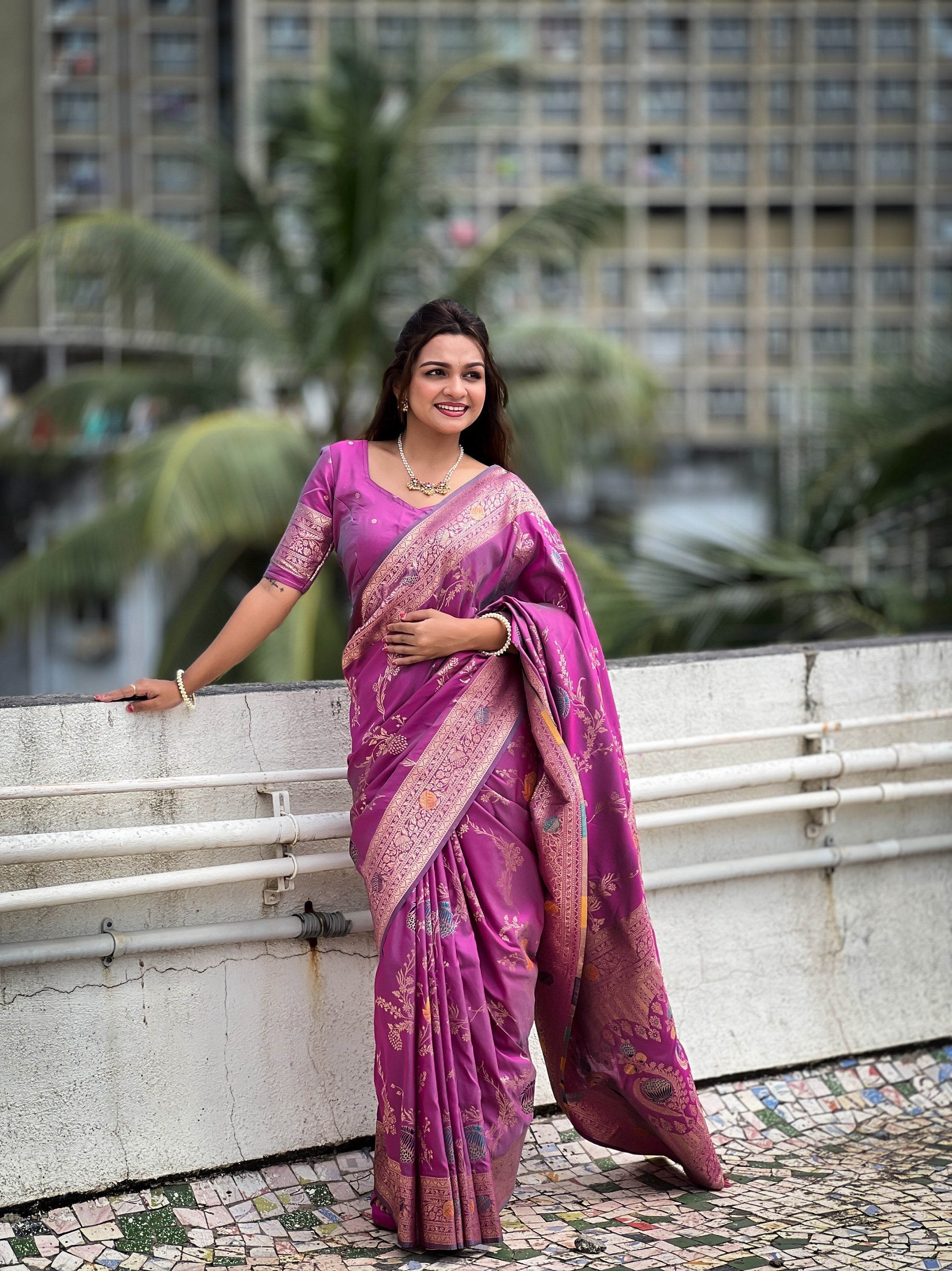 Vedant Vastram Soft Litchi Silk Banarasi Silk Jacquard Saree - Purple | Grocsy